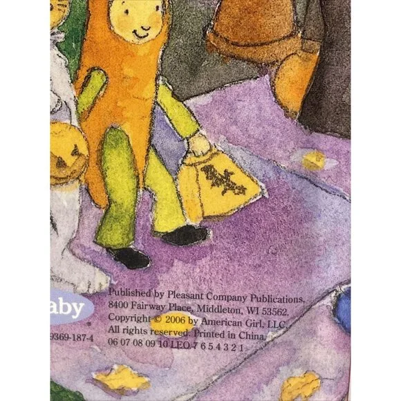 American Girl Doll The Bitty Twins Halloween Hardcover Book 5" Kids Rare - Picture 4 of 8
